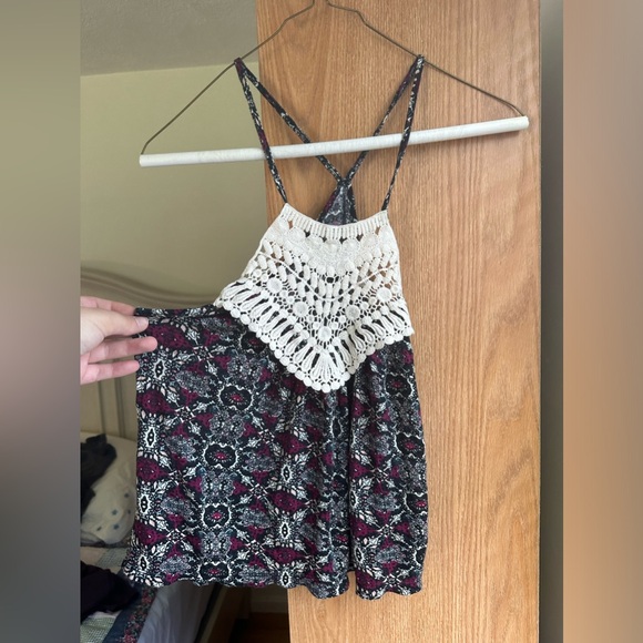 LA Hearts Tank Top - Picture 5 of 6